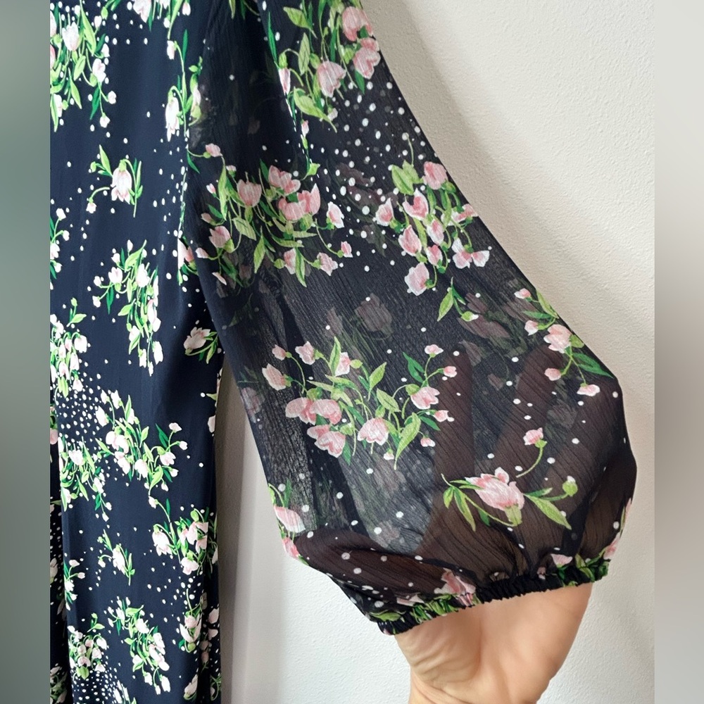Tommy Hilfiger Navy Floral Mesh Sleeve Dress – Size 6 (NWT) - Picture 4 of 5